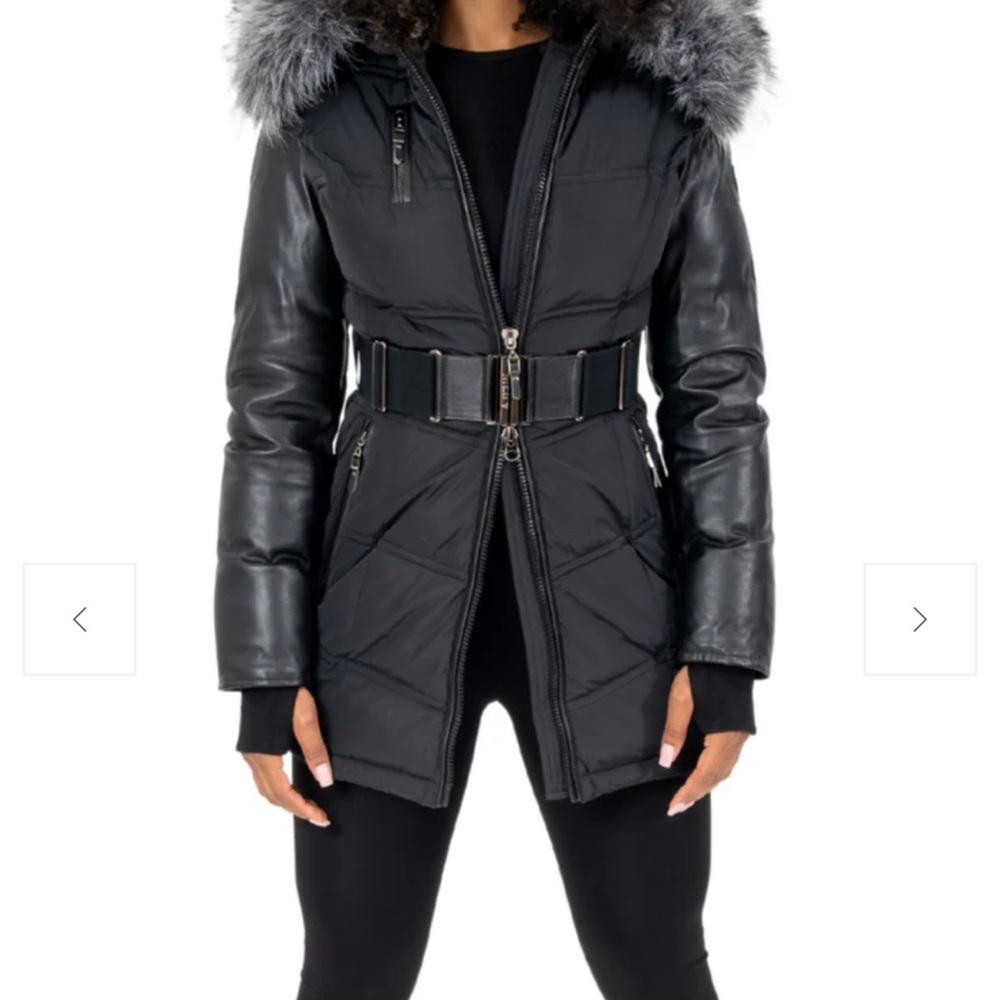 Black Puffer Jacket with Faux Fur Trim